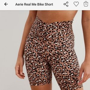 ISO Aerie bike short